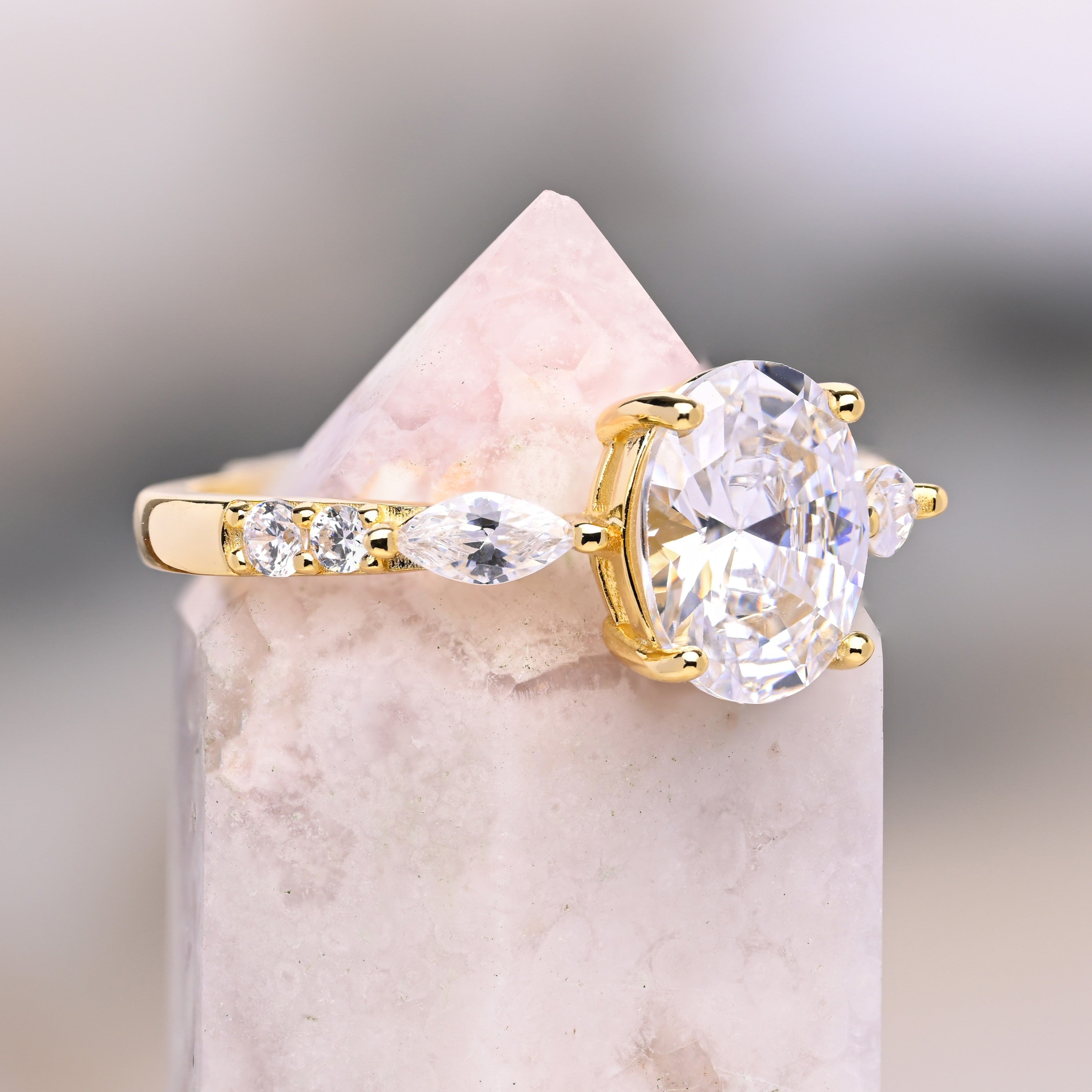 Eterna - Ring for Women