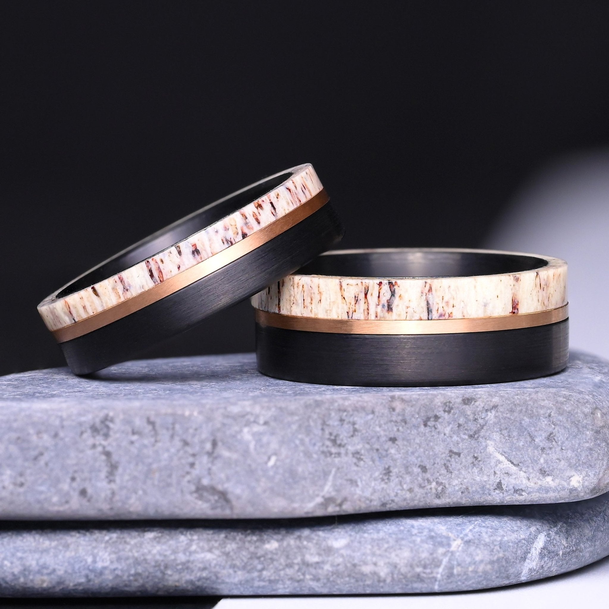 Einzigartiger Ring für Paare - Ring aus Wolfram und Geweih für sie - Geschenk für den Partner
