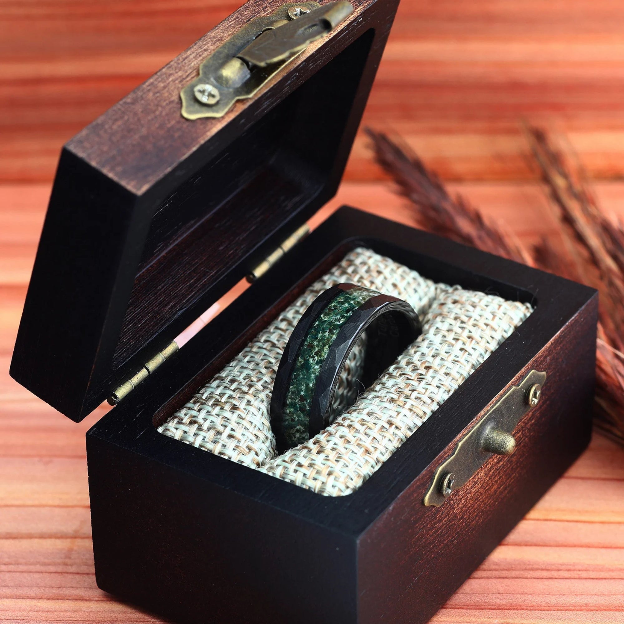 Green Aura - Ring Set