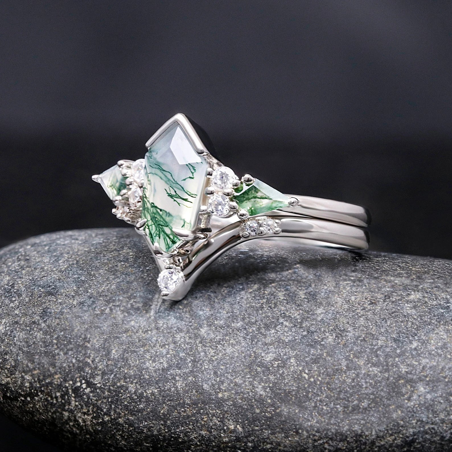 Mossy Charm - Ring Set